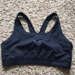 All black nike pro sports bra